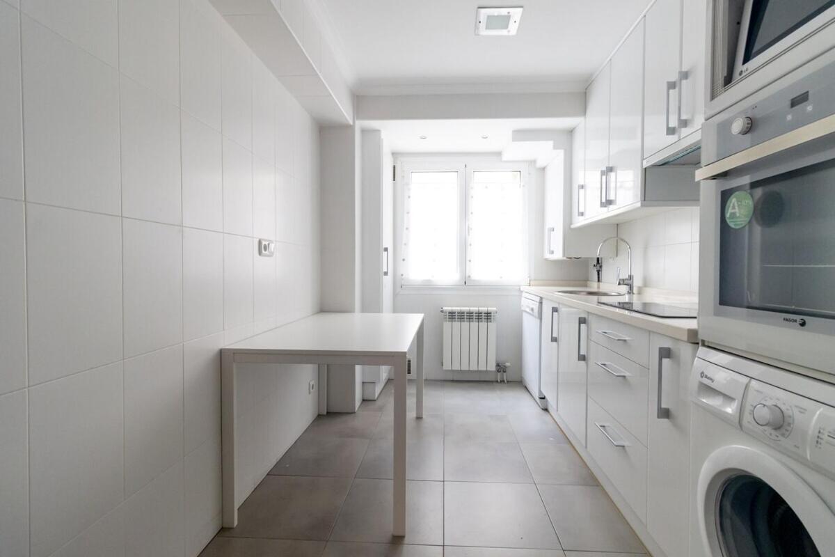 Apartamento Centro Gijon Con Parking Apartment Exterior foto